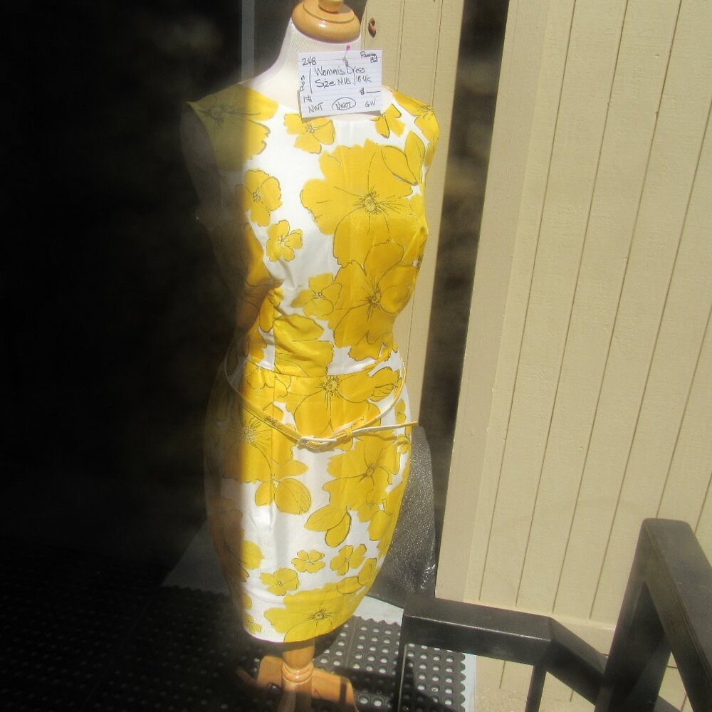 #248  NEW WOMEN'S YELLOW SUMMER FLORAL DRESS BY ROMAN  (SIZE 14US / 18UK)